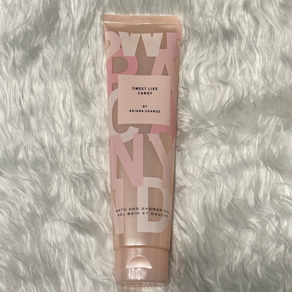 Ariana Grande Sweet Like Candy Bath & Shower Gel - Light Pink